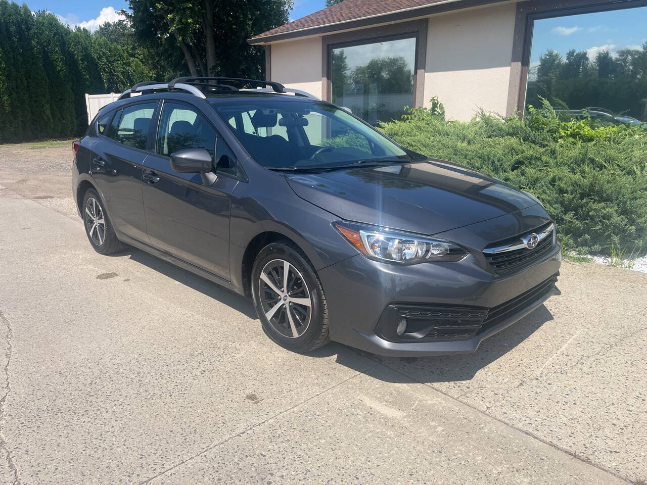 Used 2023 Subaru Impreza 2.0i Premium AWD/4WD image 1