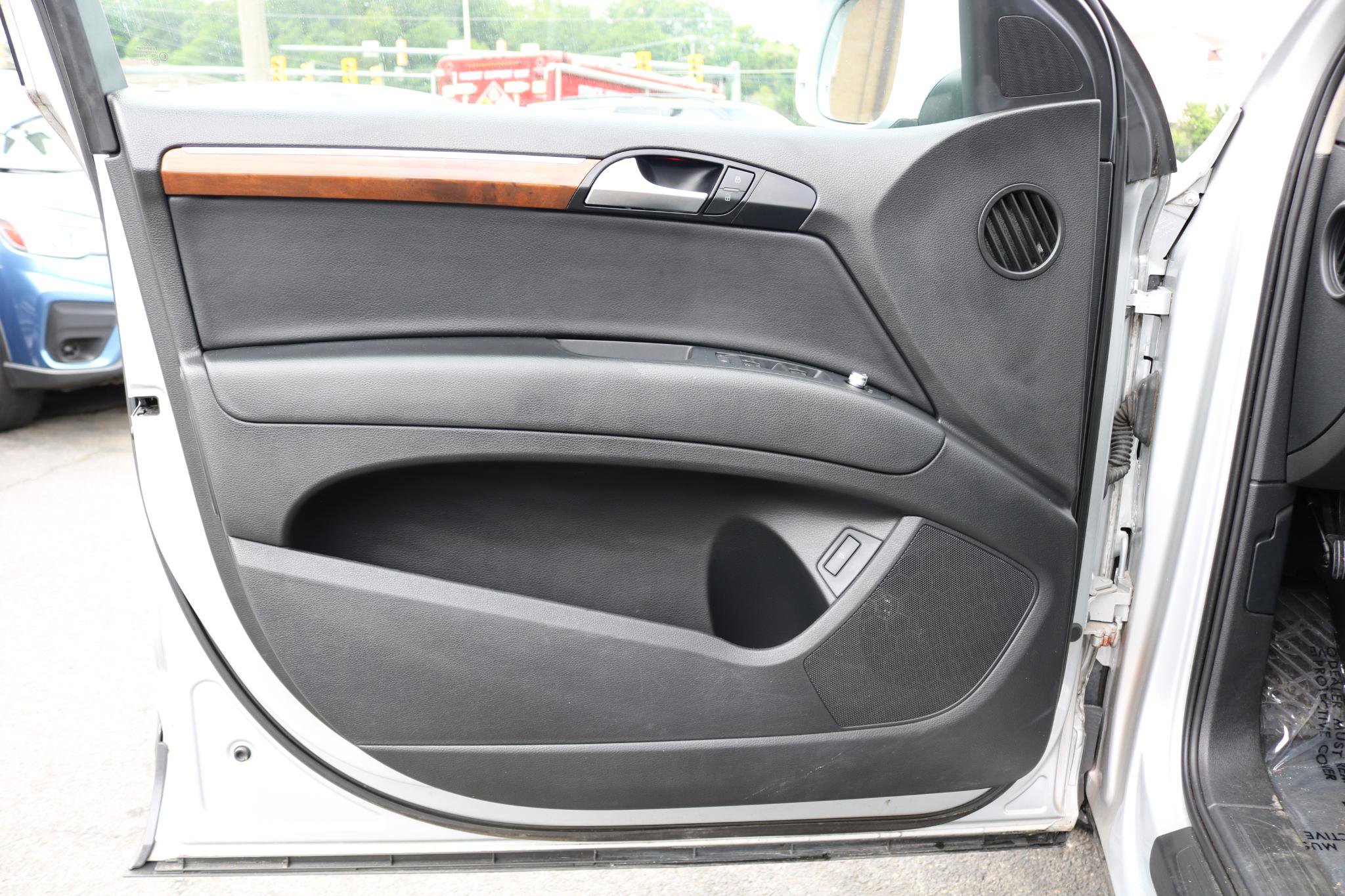 Used 2014 Audi Q7 3.0T Premium image 13