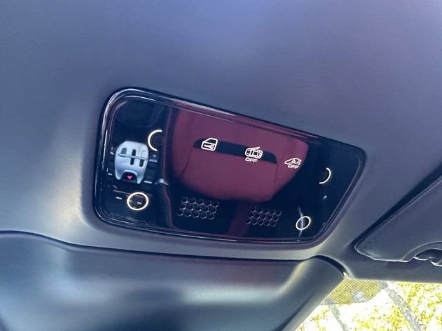 Used 2024 Ferrari Roma Spider image 26