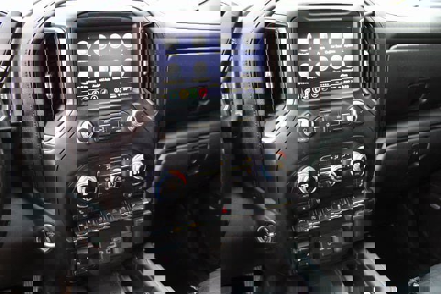 Used 2021 GMC Sierra 1500 AT4 w/ AT4 Premium Package image 7