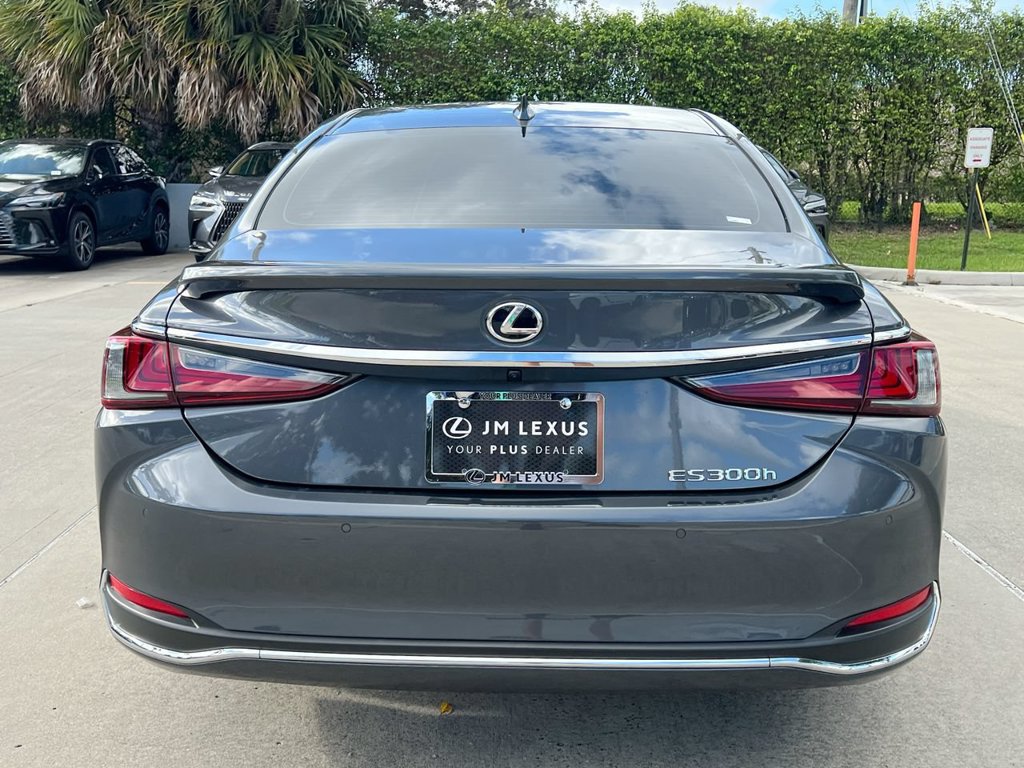 Certified 2024 Lexus ES 300h Ultra Luxury w/ Accessory Package (Z2) FWD image 6