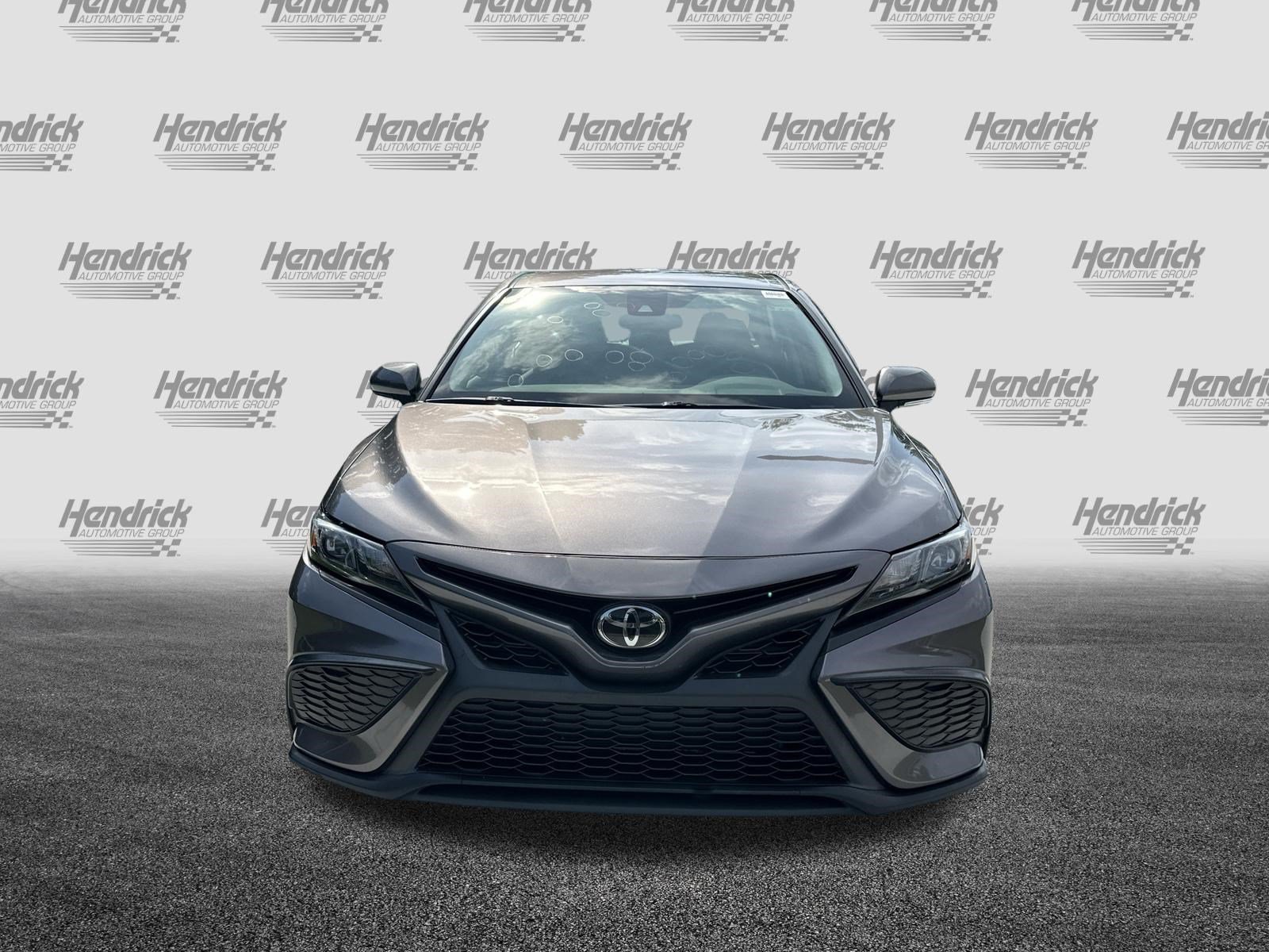 Certified 2023 Toyota Camry SE FWD image 3