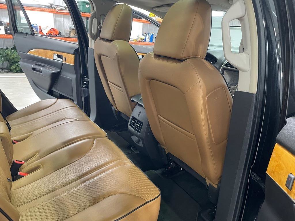 Used 2011 Lincoln MKX AWD w/ 102A Rapid Spec Order Code image 19