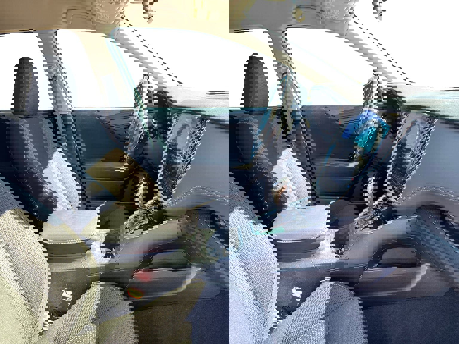 Used 2024 Subaru Outback Premium image 17