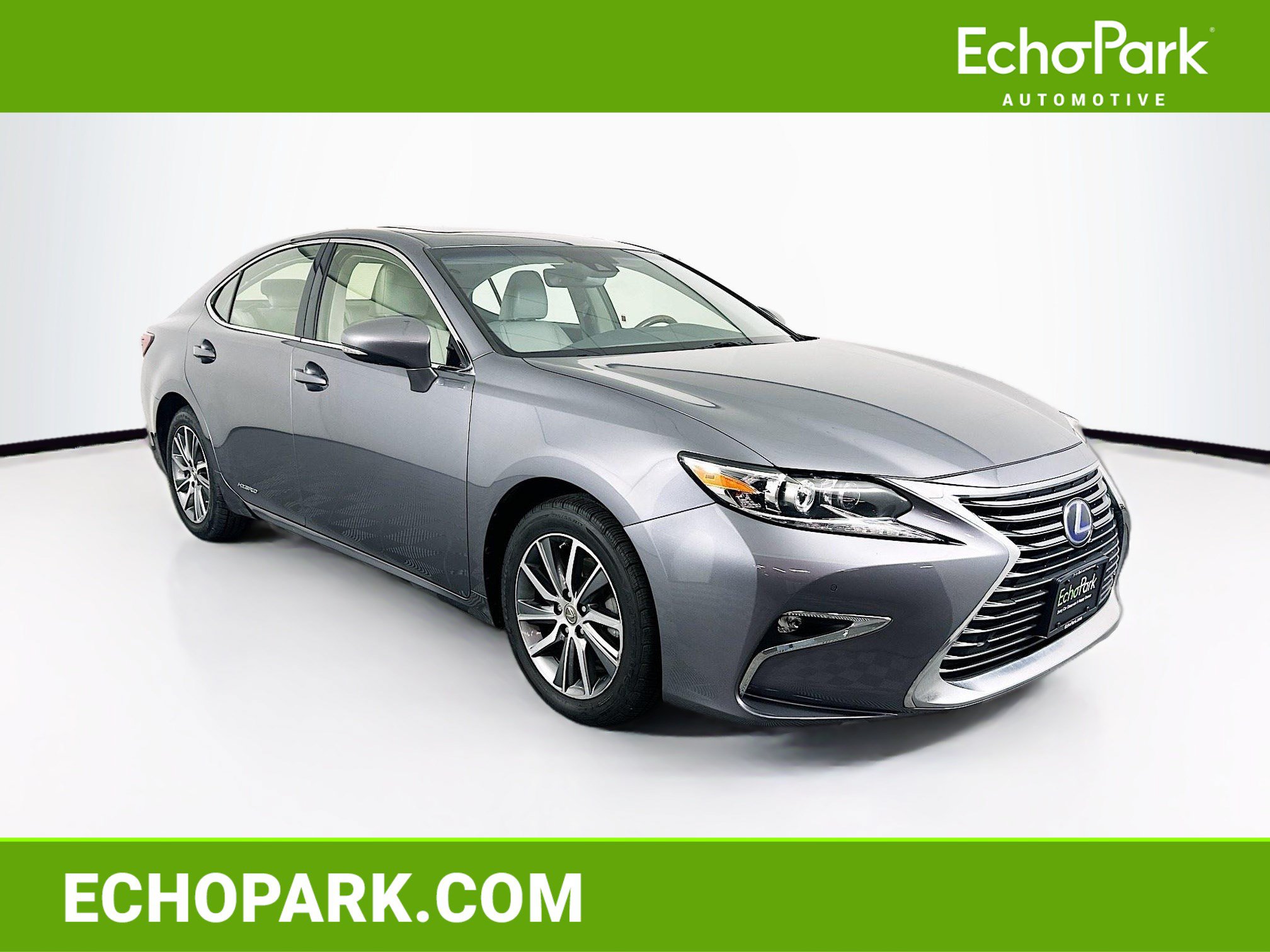 Used 2017 Lexus ES 300h w/ Luxury Package FWD image 1