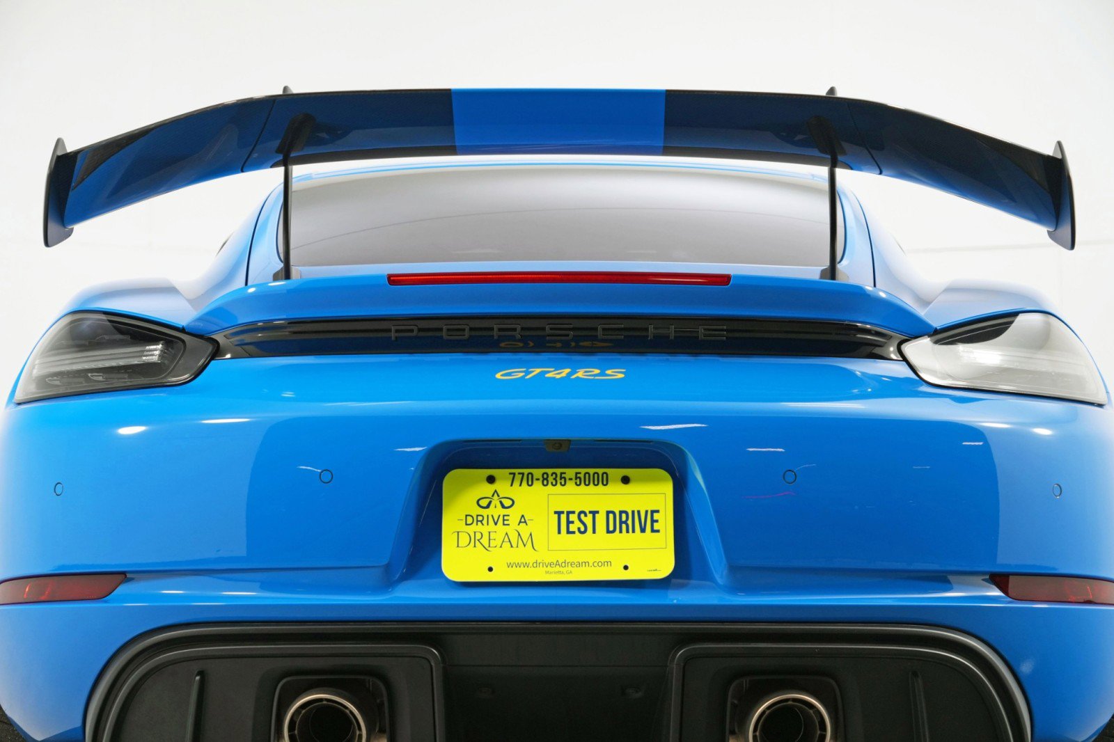 Used 2024 Porsche 718 Cayman GT4 RS w/ Weissach Package RWD image 57