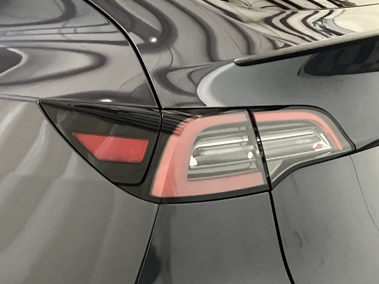 Used 2022 Tesla Model Y Performance AWD/4WD image 14