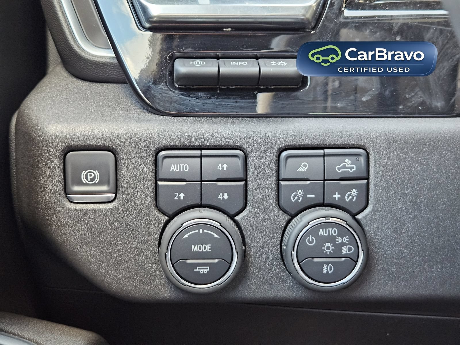 Certified 2025 Chevrolet Silverado 1500 High Country w/ High Country Premium Package AWD/4WD image 24