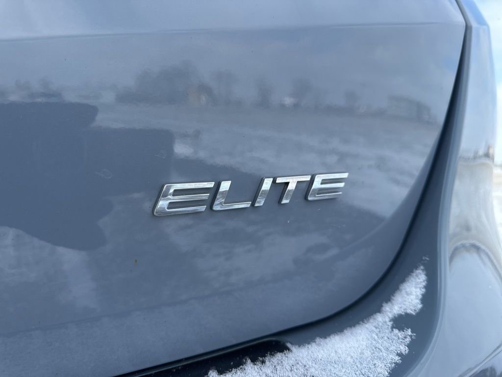 Used 2023 Honda Odyssey Elite image 4