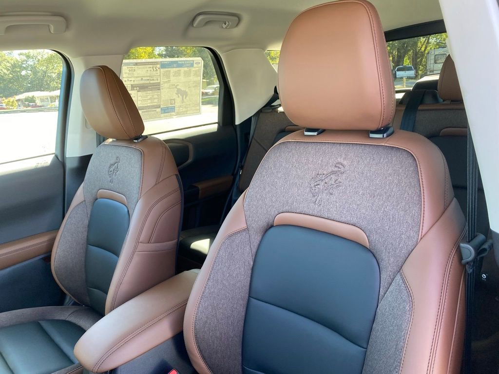 New 2025 Ford Bronco Sport Outer Banks image 11