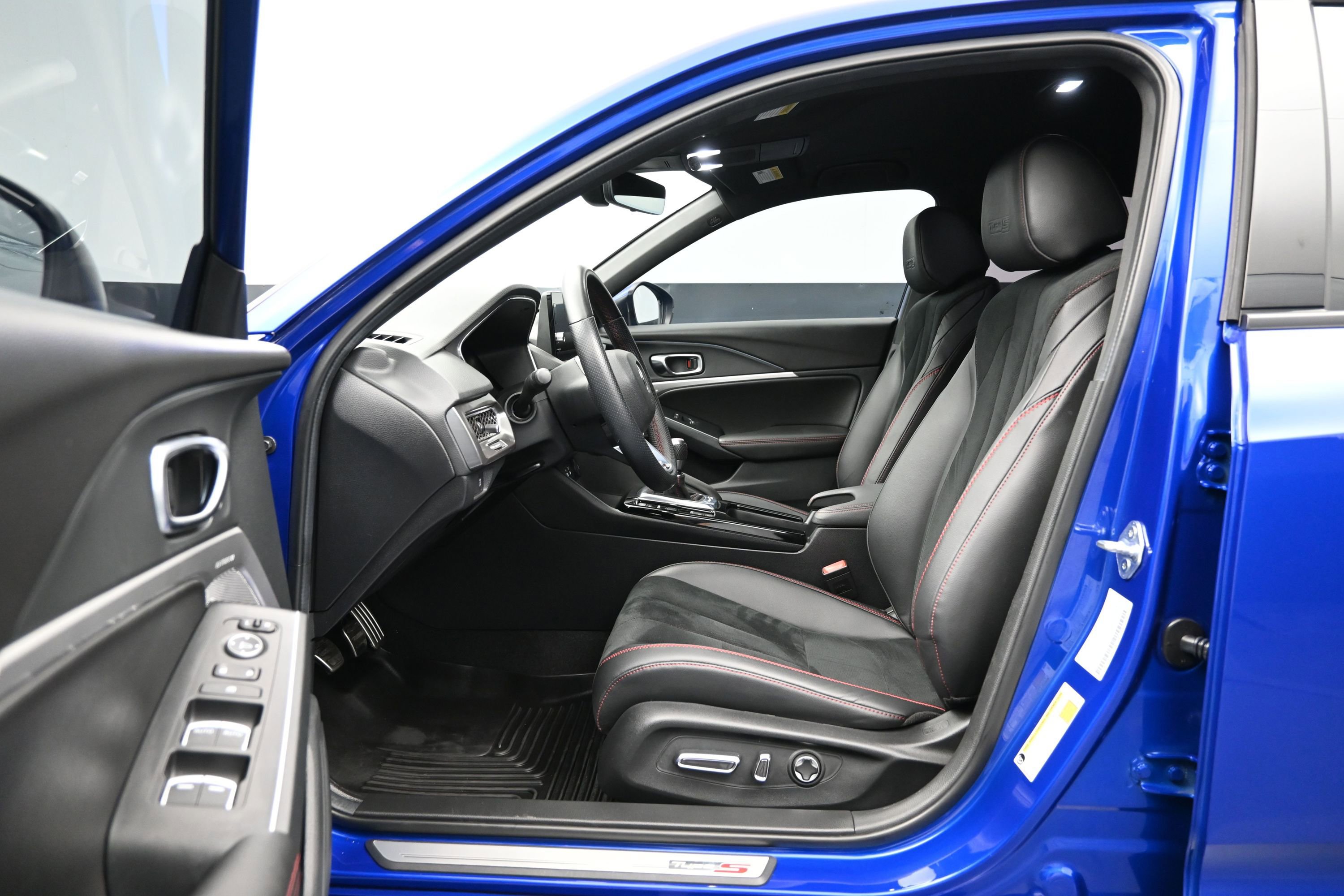 Used 2025 Acura Integra Type S FWD image 9
