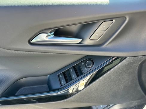 New 2026 Chevrolet Equinox LT w/ Midnight Edition image 18