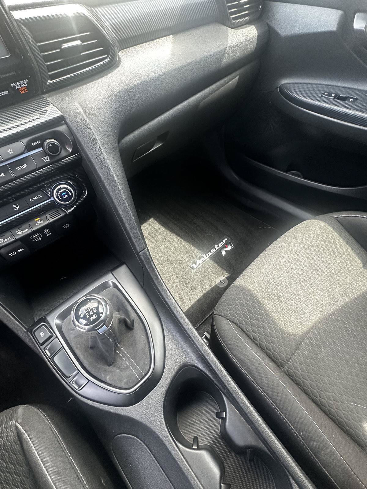 Used 2020 Hyundai Veloster N w/ Performance Package FWD image 8