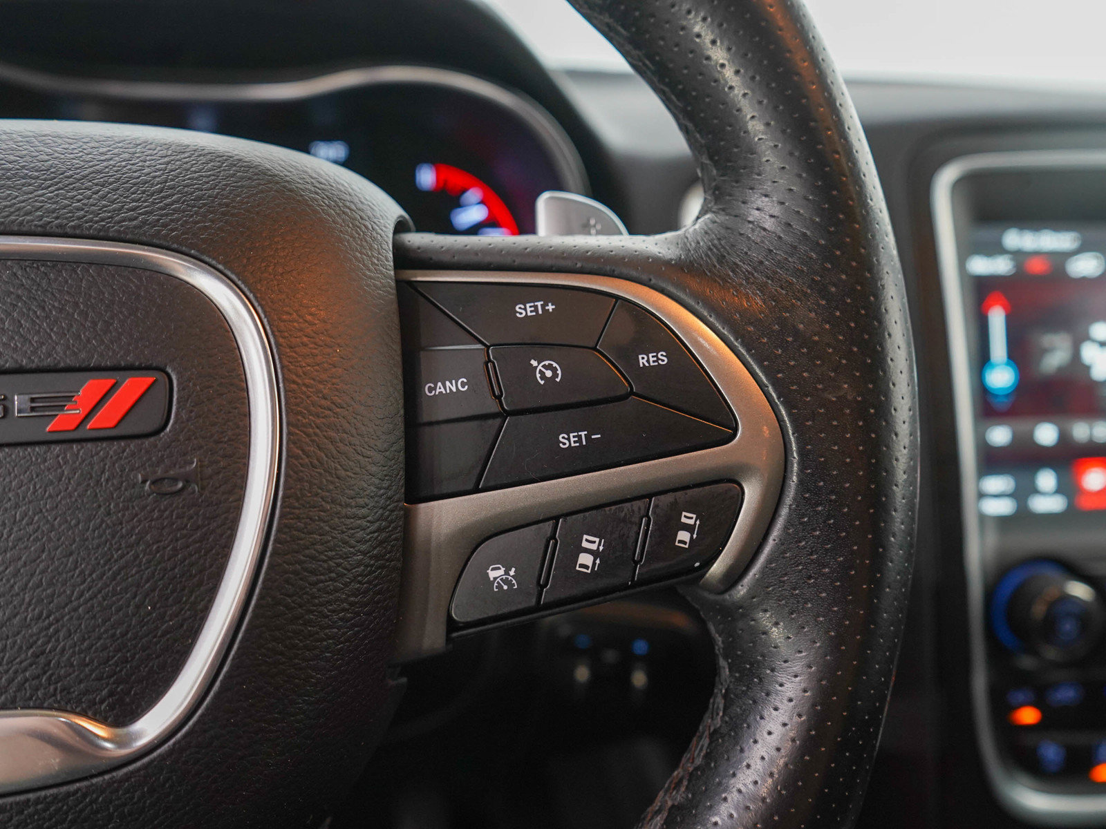 Used 2019 Dodge Durango Citadel w/ Technology Group AWD/4WD image 29