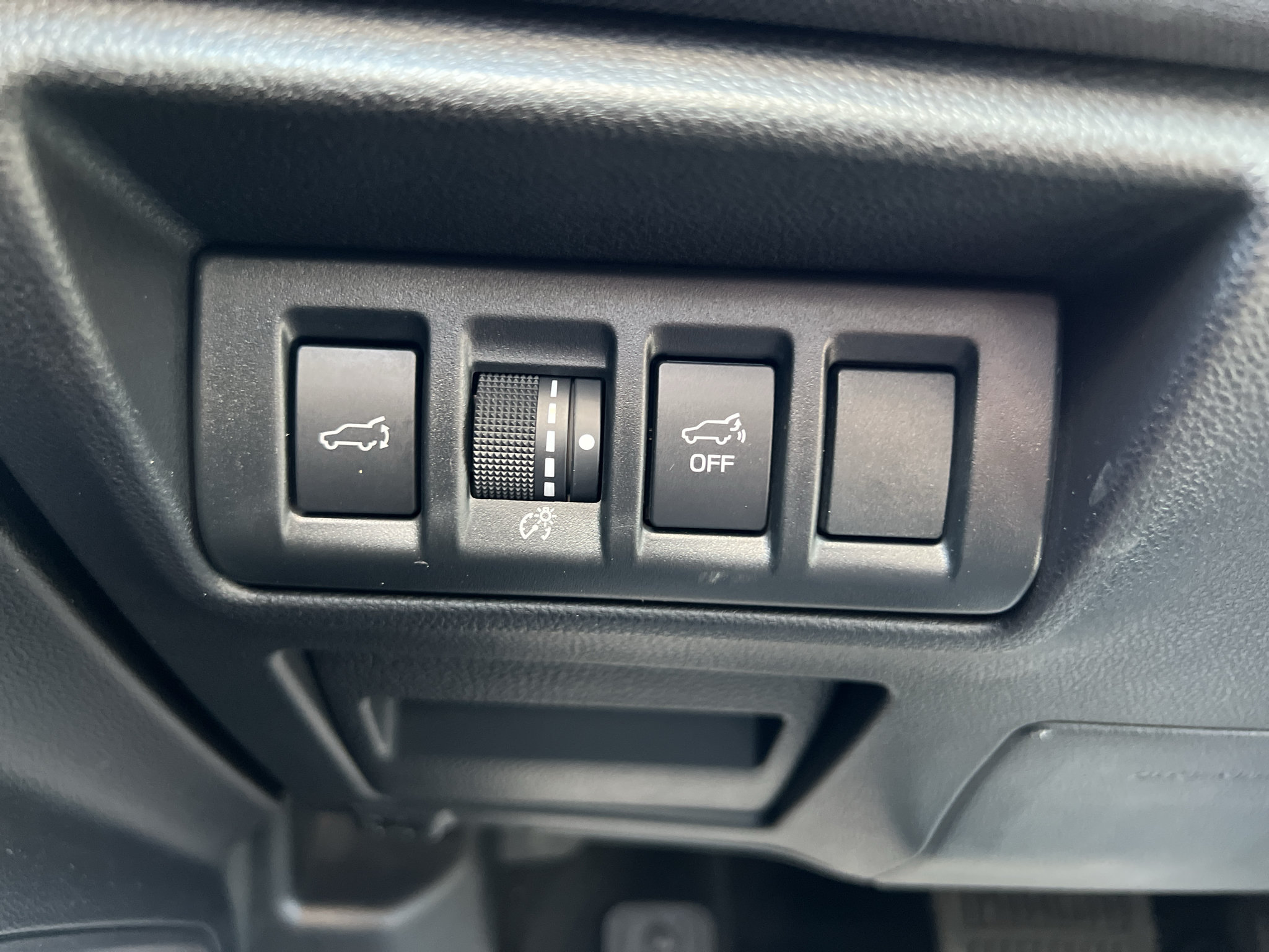 Used 2025 Subaru Outback Premium AWD/4WD image 16