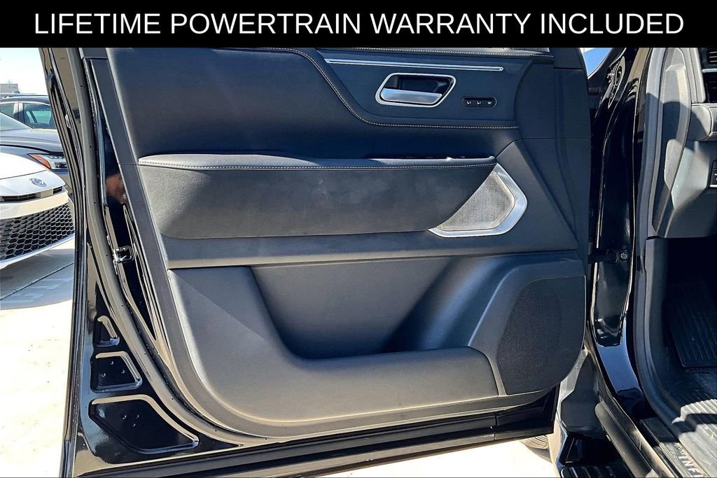 Certified 2025 INFINITI QX80 Sensory image 23