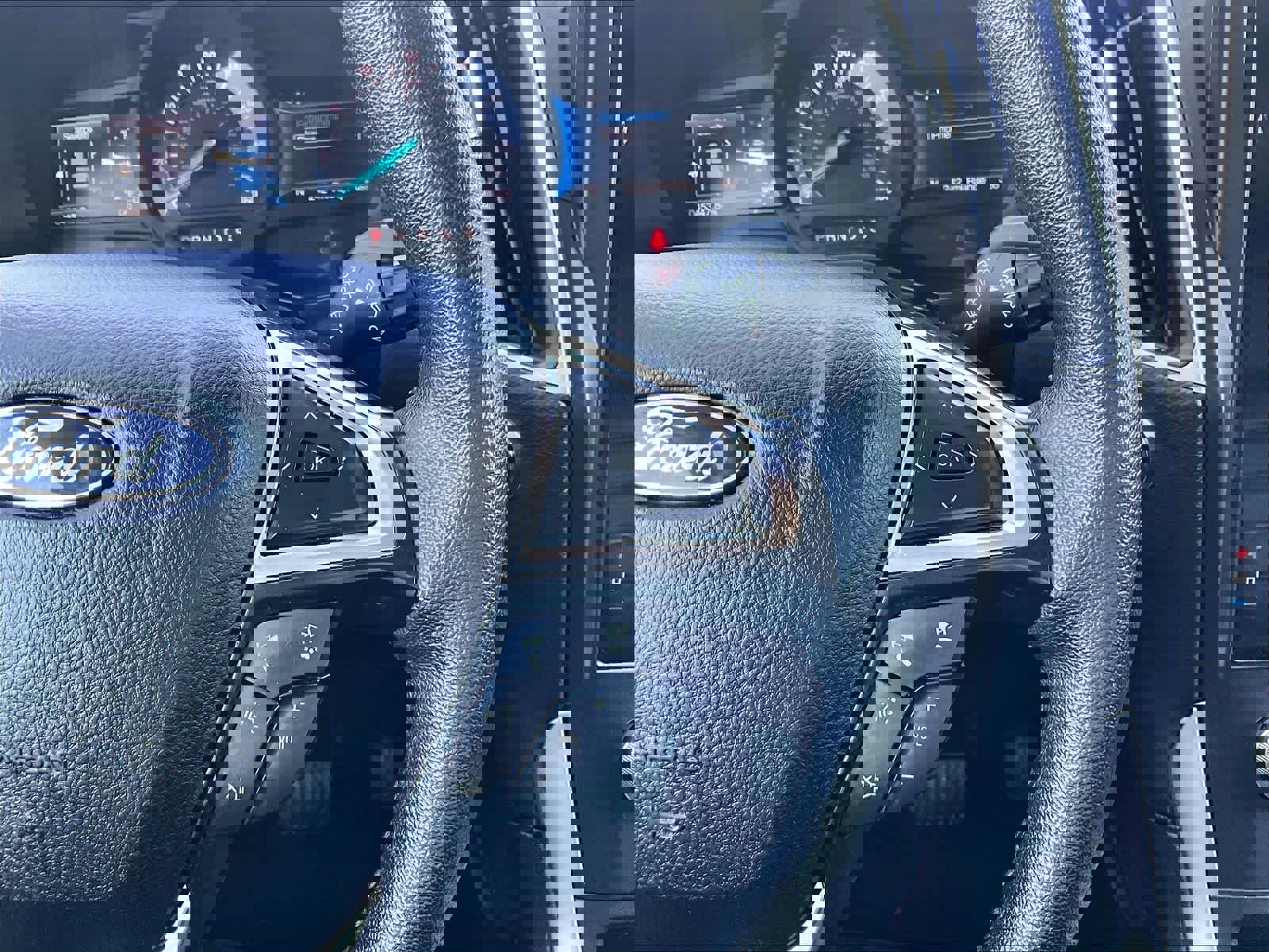 Used 2024 Ford Edge SEL image 47