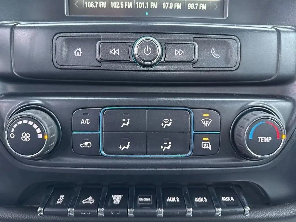 Used 2018 Chevrolet Silverado 2500 W/T w/ Snow Plow Prep Package image 22