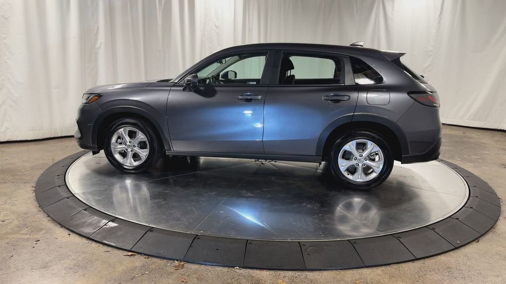 Used 2023 Honda HR-V LX image 7