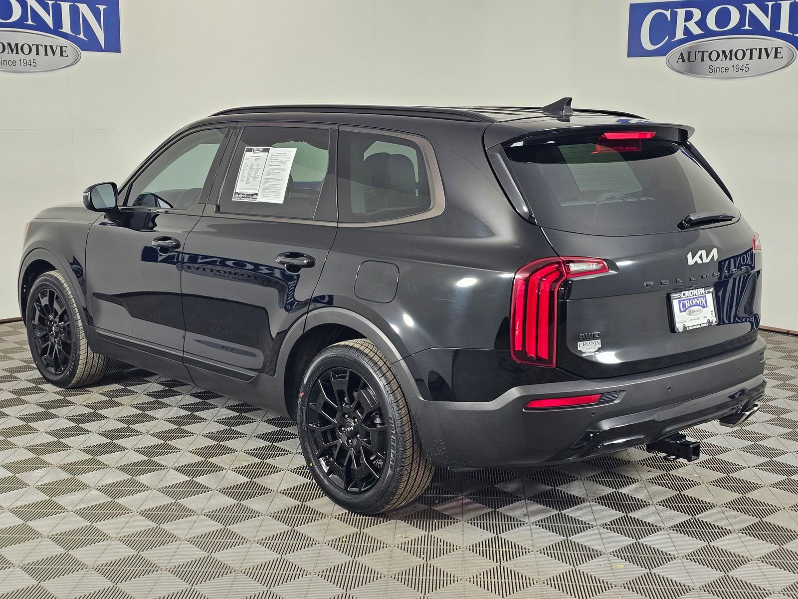 Used 2022 Kia Telluride EX w/ EX Premium Package image 3