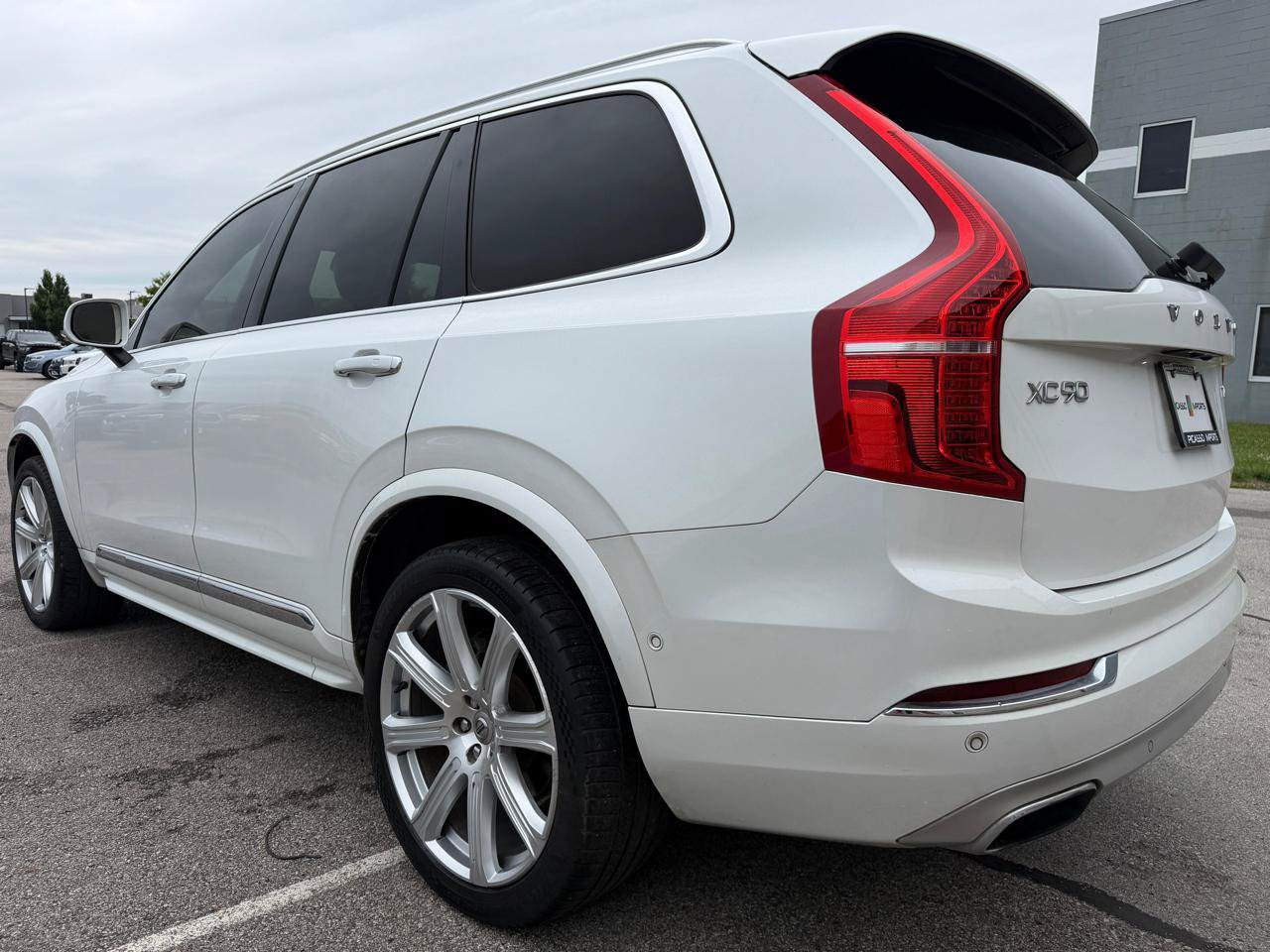 Used 2016 Volvo XC90 T6 Inscription AWD/4WD image 5