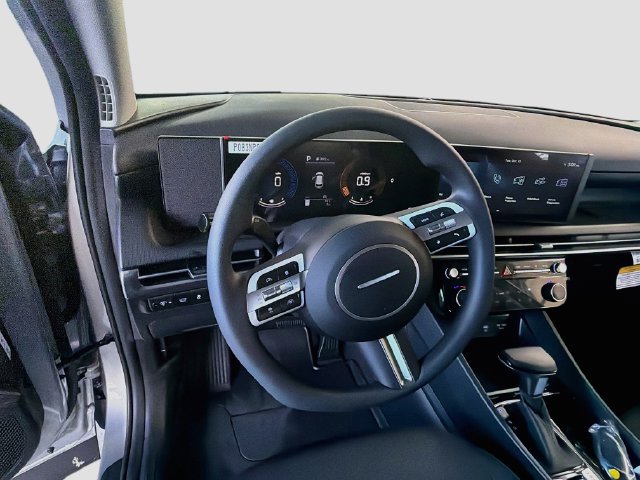 New 2026 Hyundai Tucson SEL Plus FWD image 11