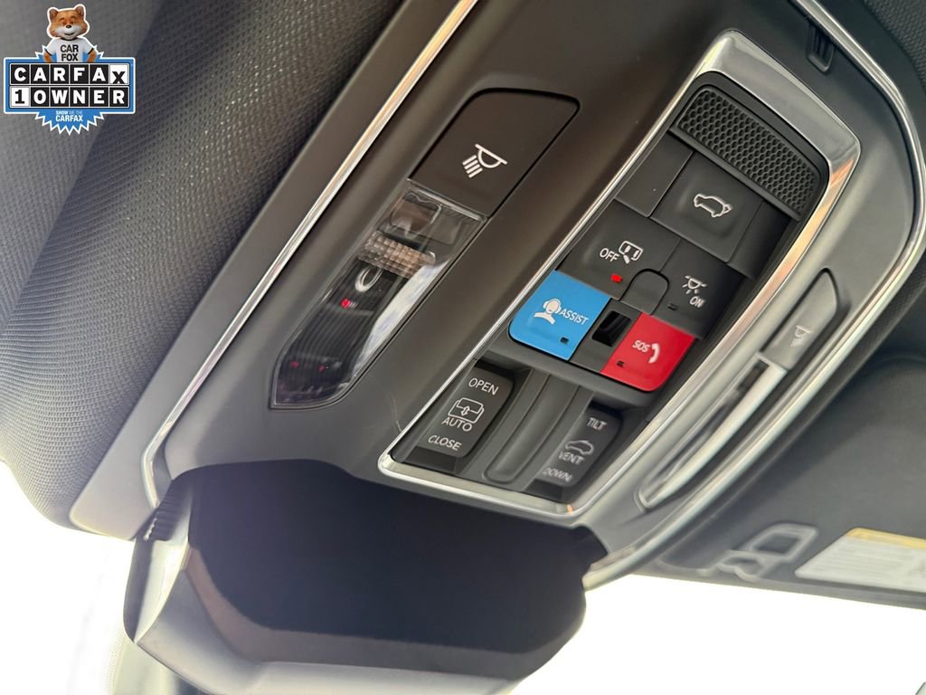 Used 2025 Jeep Grand Cherokee L Laredo w/ Luxury Tech Group I AWD/4WD image 11