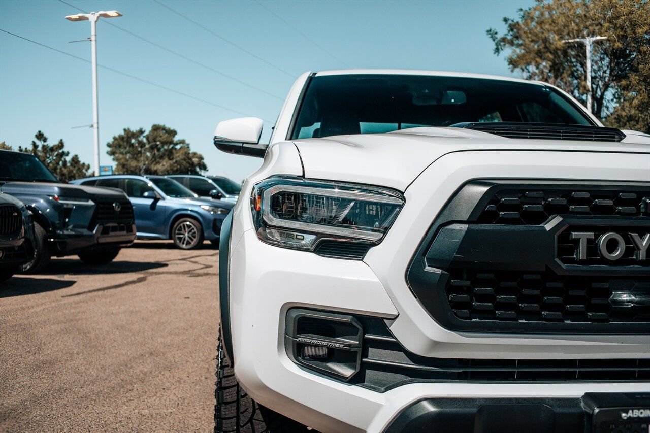 Used 2023 Toyota Tacoma TRD Pro AWD/4WD image 9