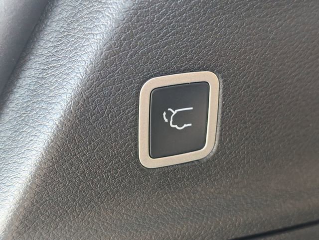 New 2026 Chrysler Pacifica Pinnacle image 31