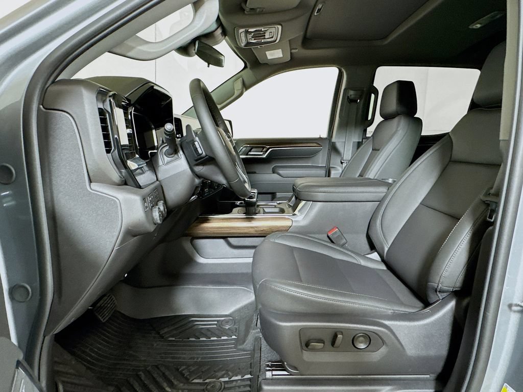 New 2026 Chevrolet Silverado 1500 LT Trail Boss w/ LT Trail Boss Premium Package AWD/4WD image 12