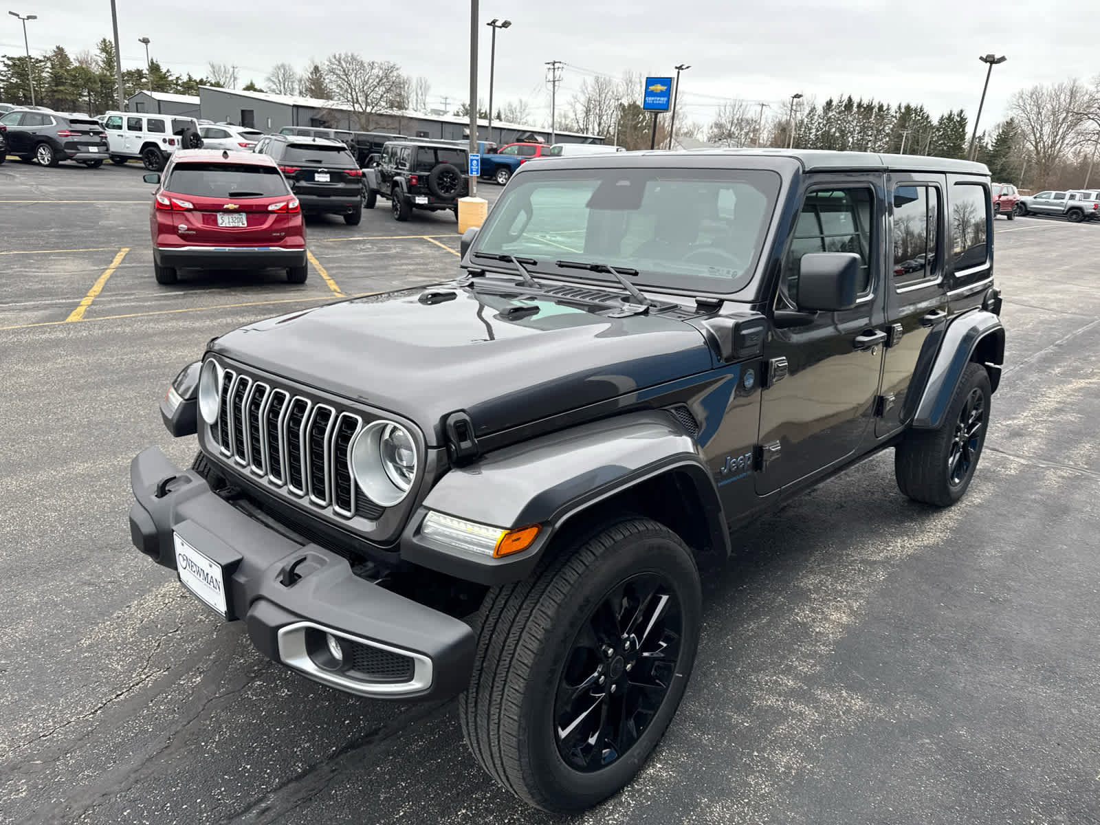 Used 2025 Jeep Wrangler Sahara w/ Safety Group image 11