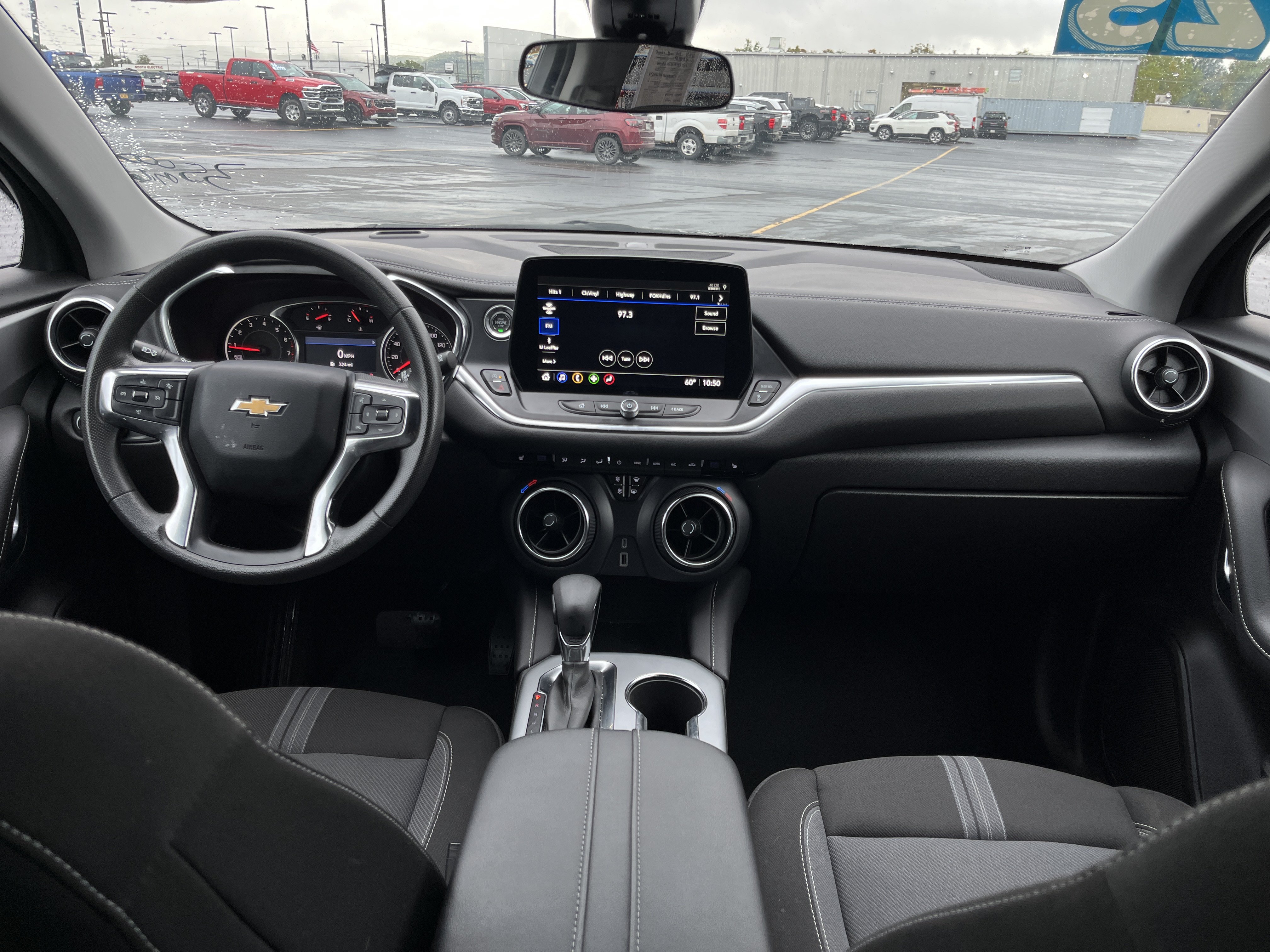Used 2025 Chevrolet Blazer LT AWD/4WD image 25