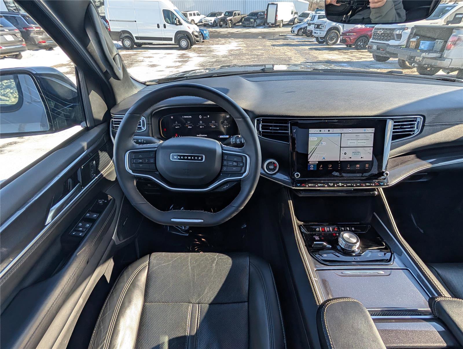 Used 2024 Jeep Wagoneer 4WD w/ Premium Group I image 17