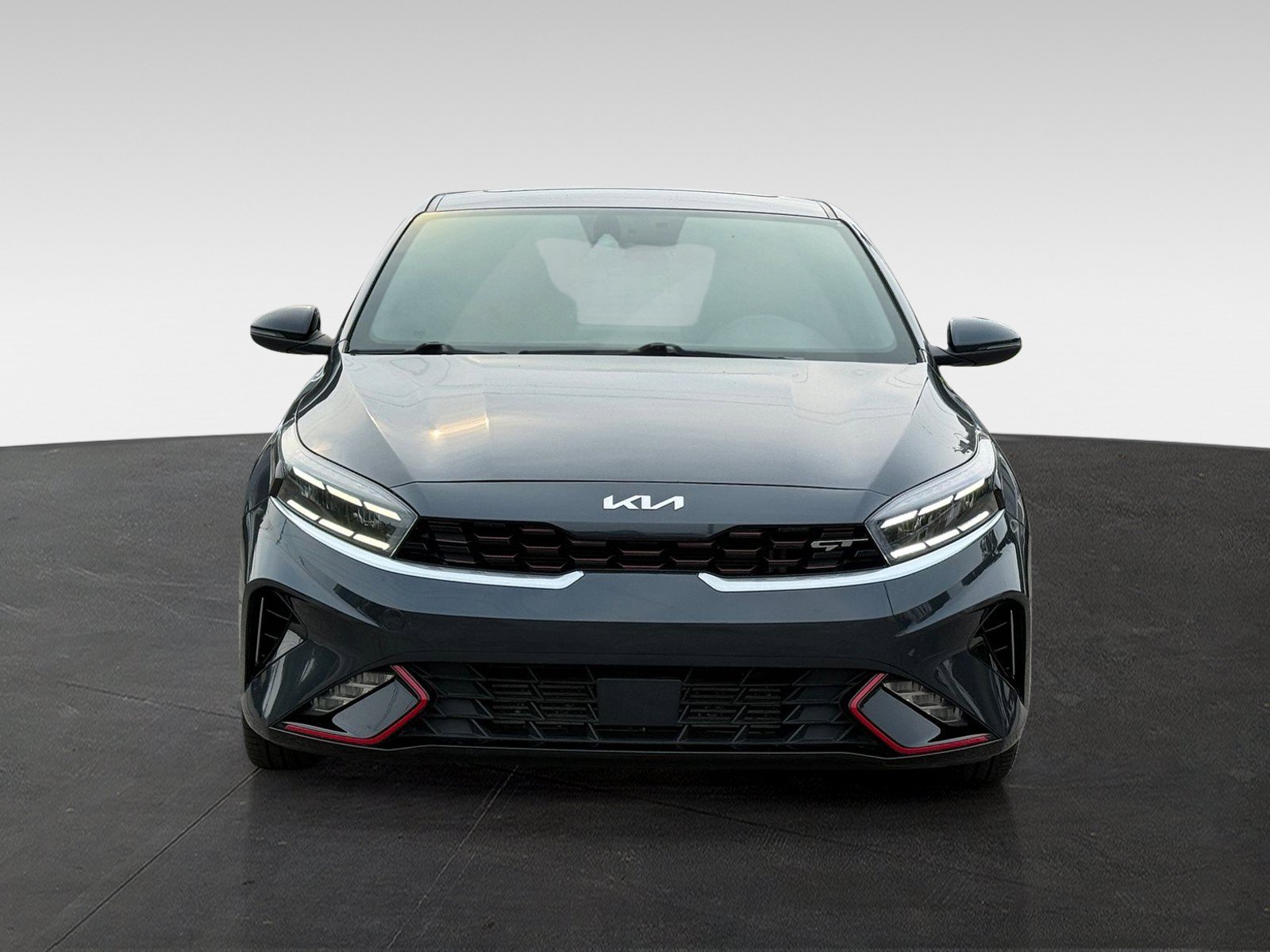 Used 2022 Kia Forte GT w/ GT2 Package FWD image 2