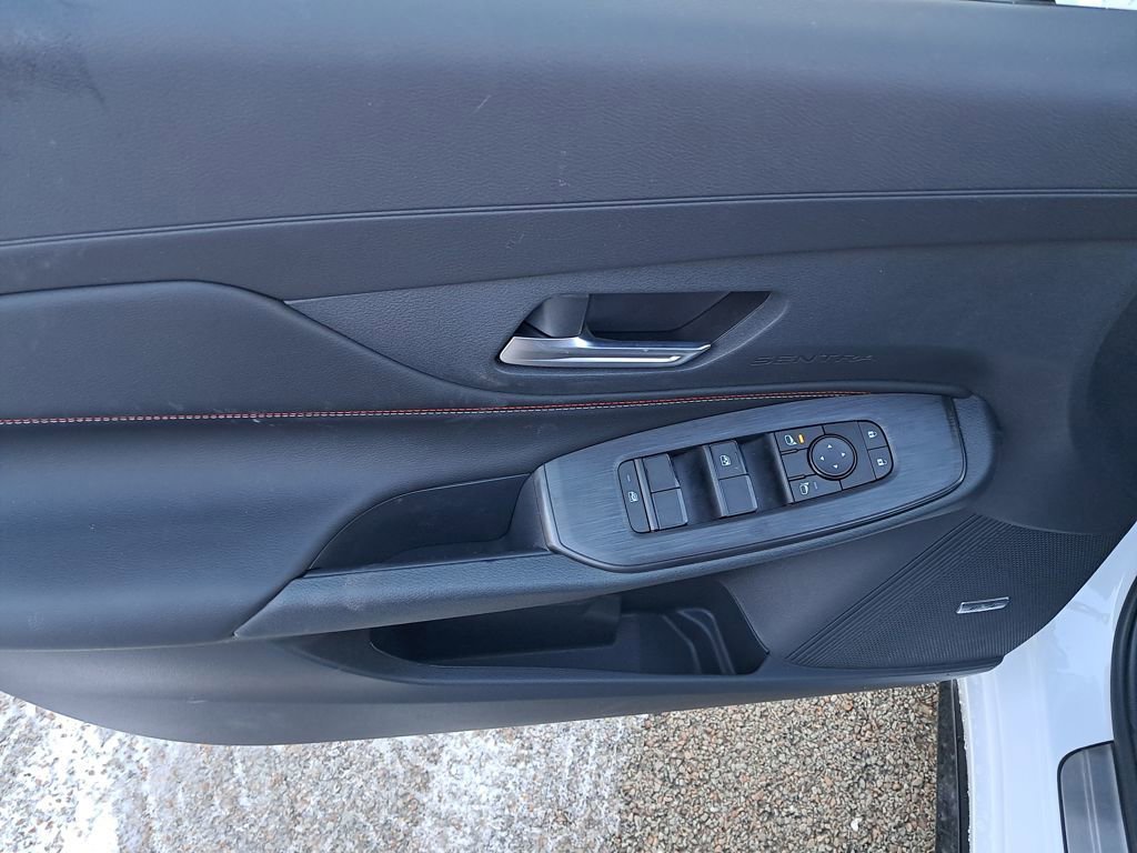 New 2026 Nissan Sentra SR w/ SR Premium Package FWD image 11