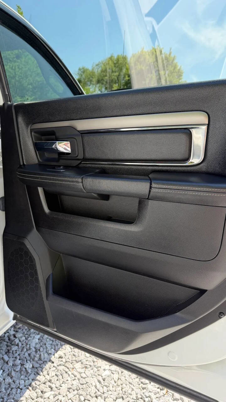 Used 2018 RAM 2500 Big Horn w/ Sport Appearance Group image 23