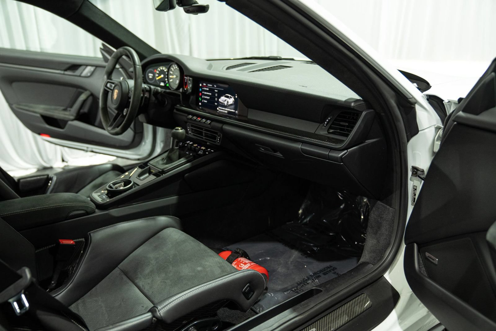 Used 2023 Porsche 911 GT3 RWD image 12