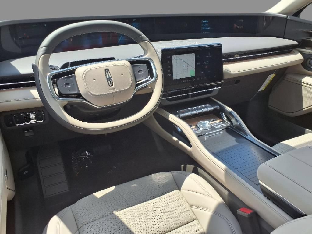 New 2025 Lincoln Nautilus Reserve w/ Jet Appearance Package AWD/4WD image 8