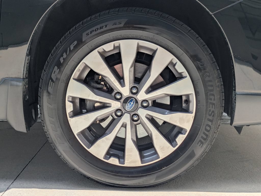 Used 2019 Subaru Outback 2.5i Touring AWD/4WD image 11
