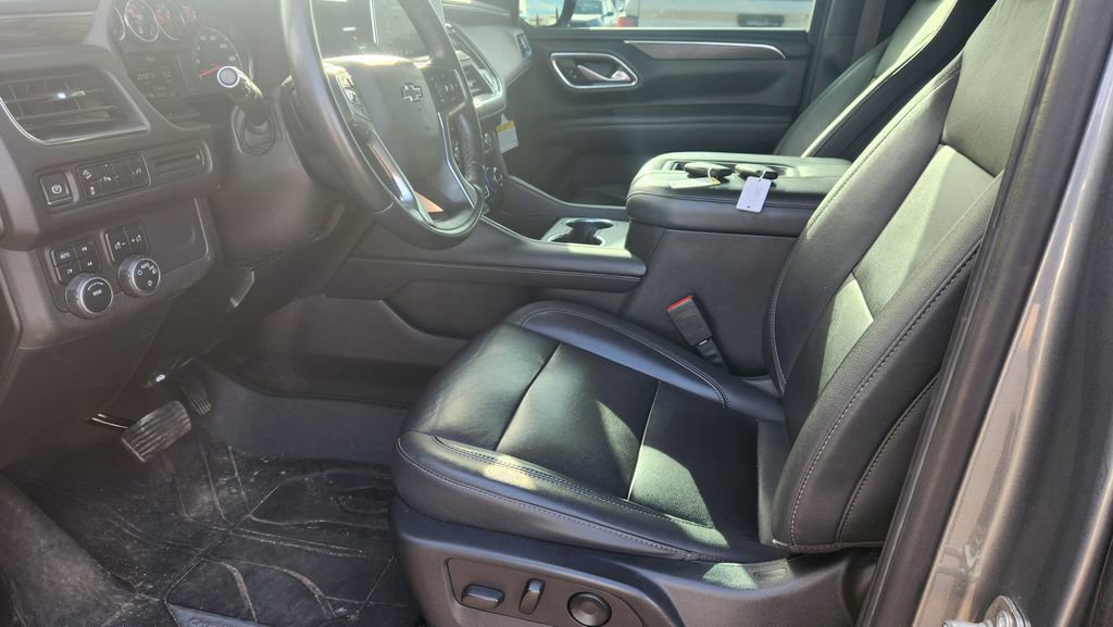 Used 2021 Chevrolet Suburban Z71 image 11