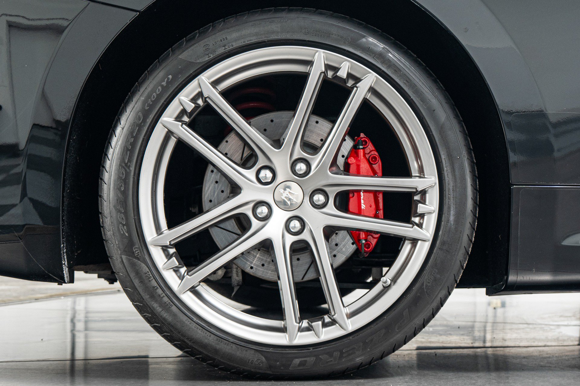 Used 2014 Maserati GranTurismo Convertible RWD image 45