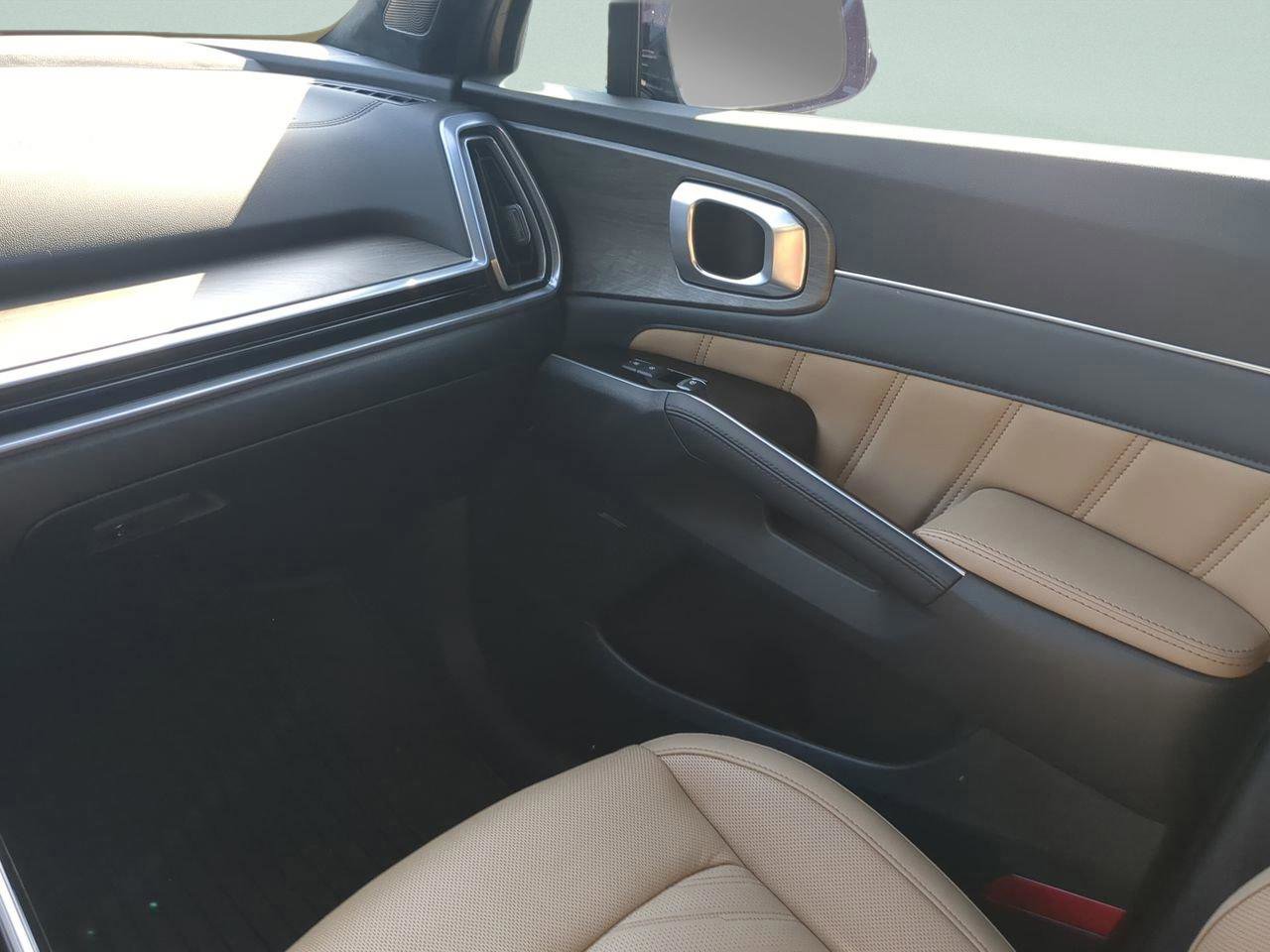 New 2026 Kia Sorento SX Prestige w/ Olive Brown Leather Package image 14