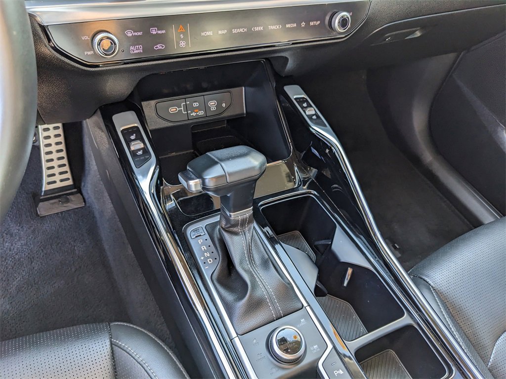 Certified 2024 Kia Sorento SX image 28