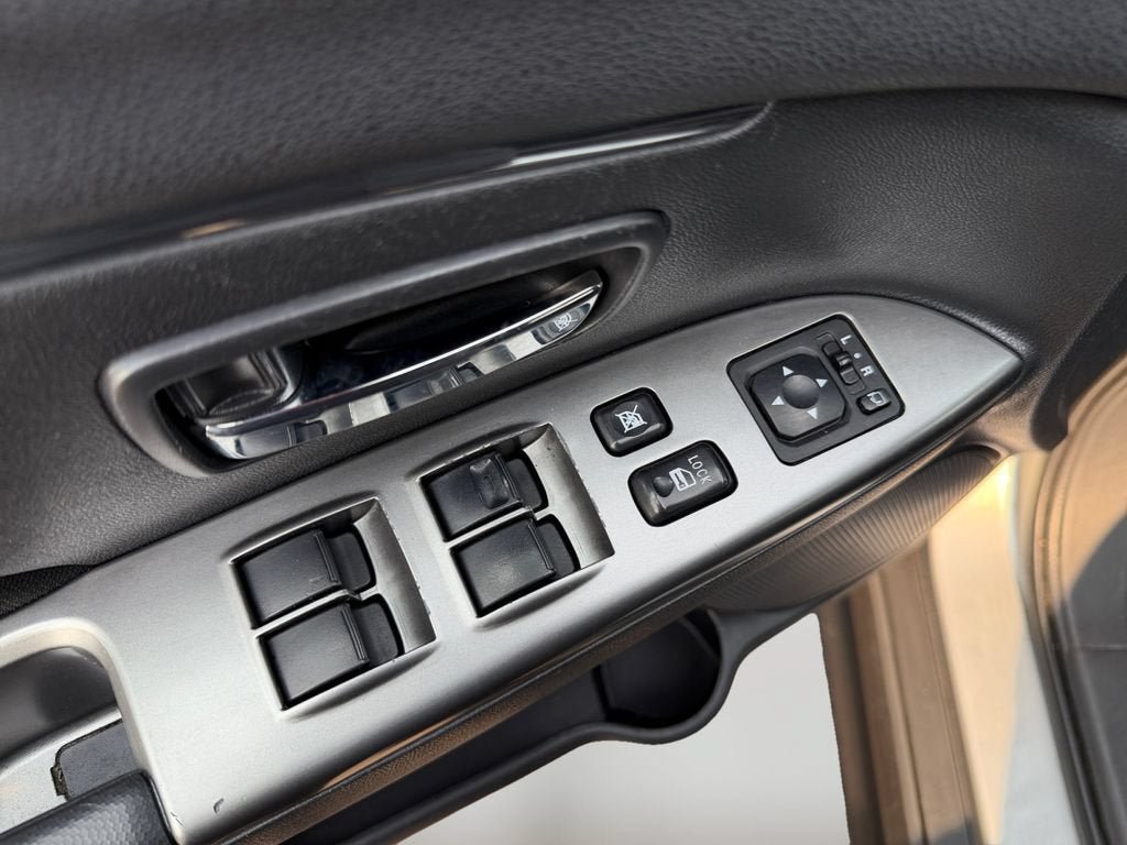 Used 2021 Mitsubishi Outlander Sport SE FWD image 21