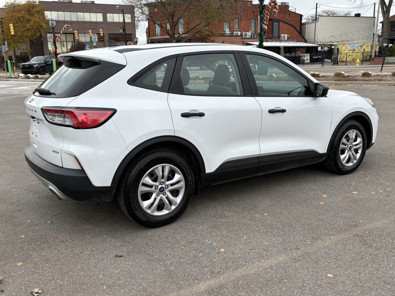 Used 2020 Ford Escape S image 10
