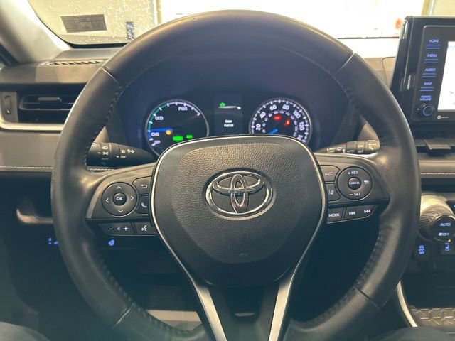 Used 2021 Toyota RAV4 XLE w/ XLE Grade Weather Package AWD/4WD image 10