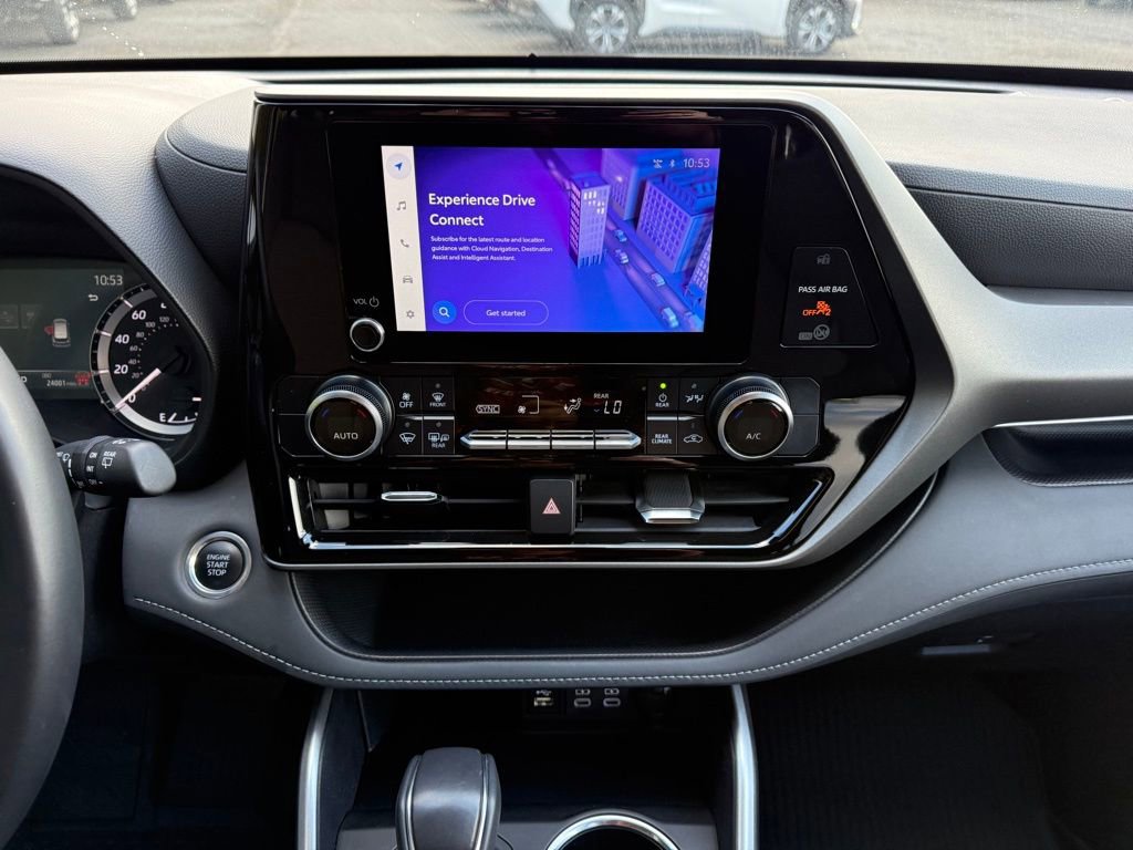Certified 2025 Toyota Highlander LE image 22