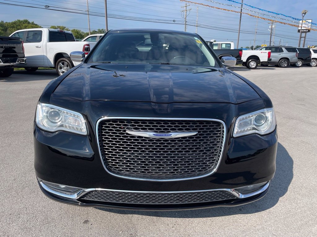 Used 2020 Chrysler 300 Limited AWD/4WD image 3