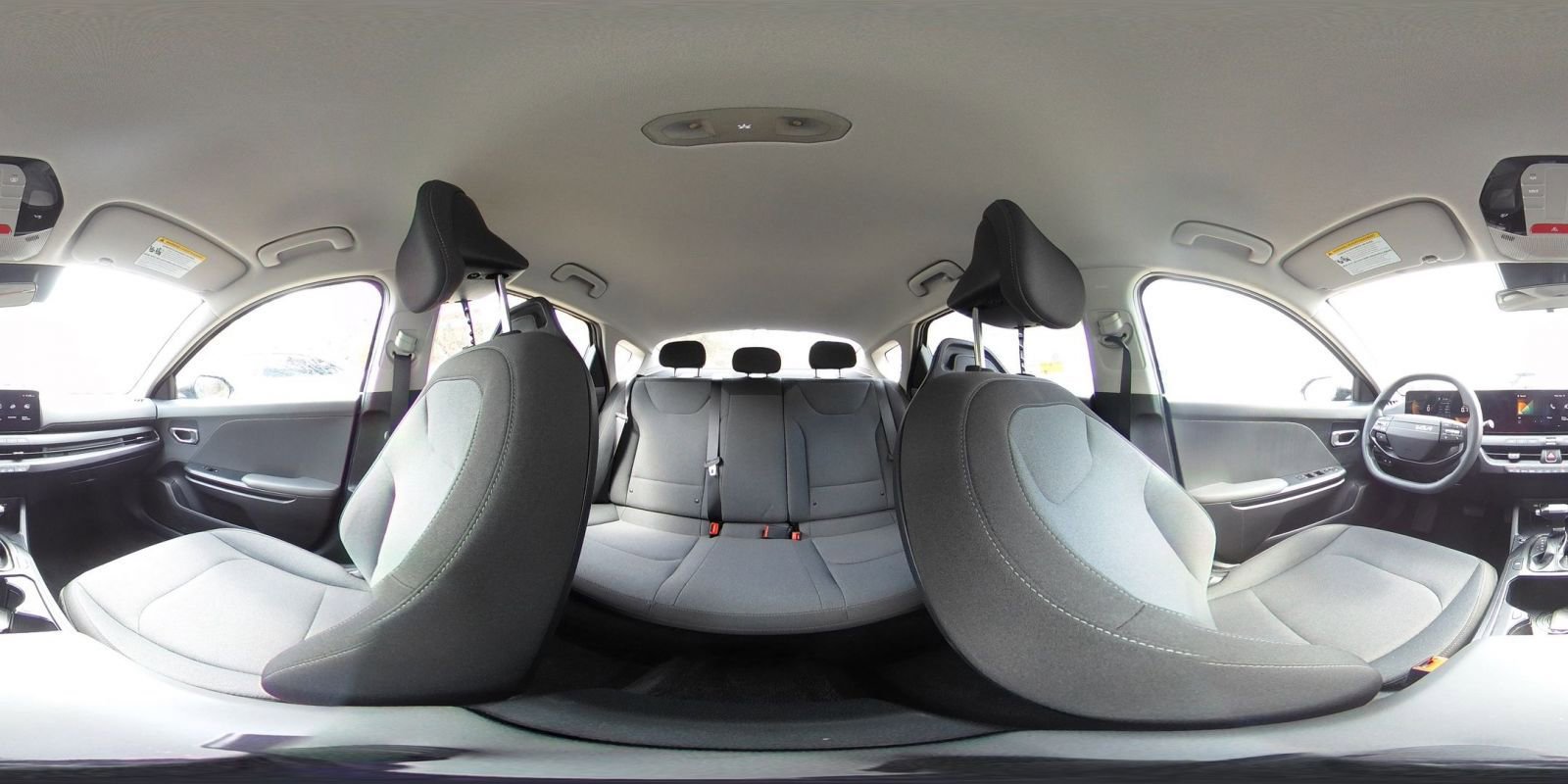 Used 2025 Kia K4 LXS image 42