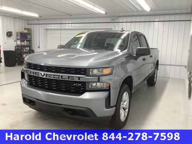 Used 2022 Chevrolet Silverado 1500 Custom w/ LPO, Dark Essentials Package image 3